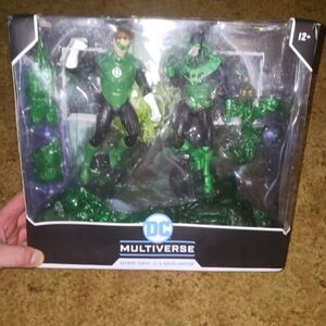 DC Multiverse Batman Earth 32 & Green Lantern Figures